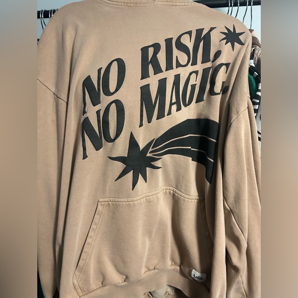 LALA LABEL: No Risk No Magic Puff Print Heavy Weight Hoodie